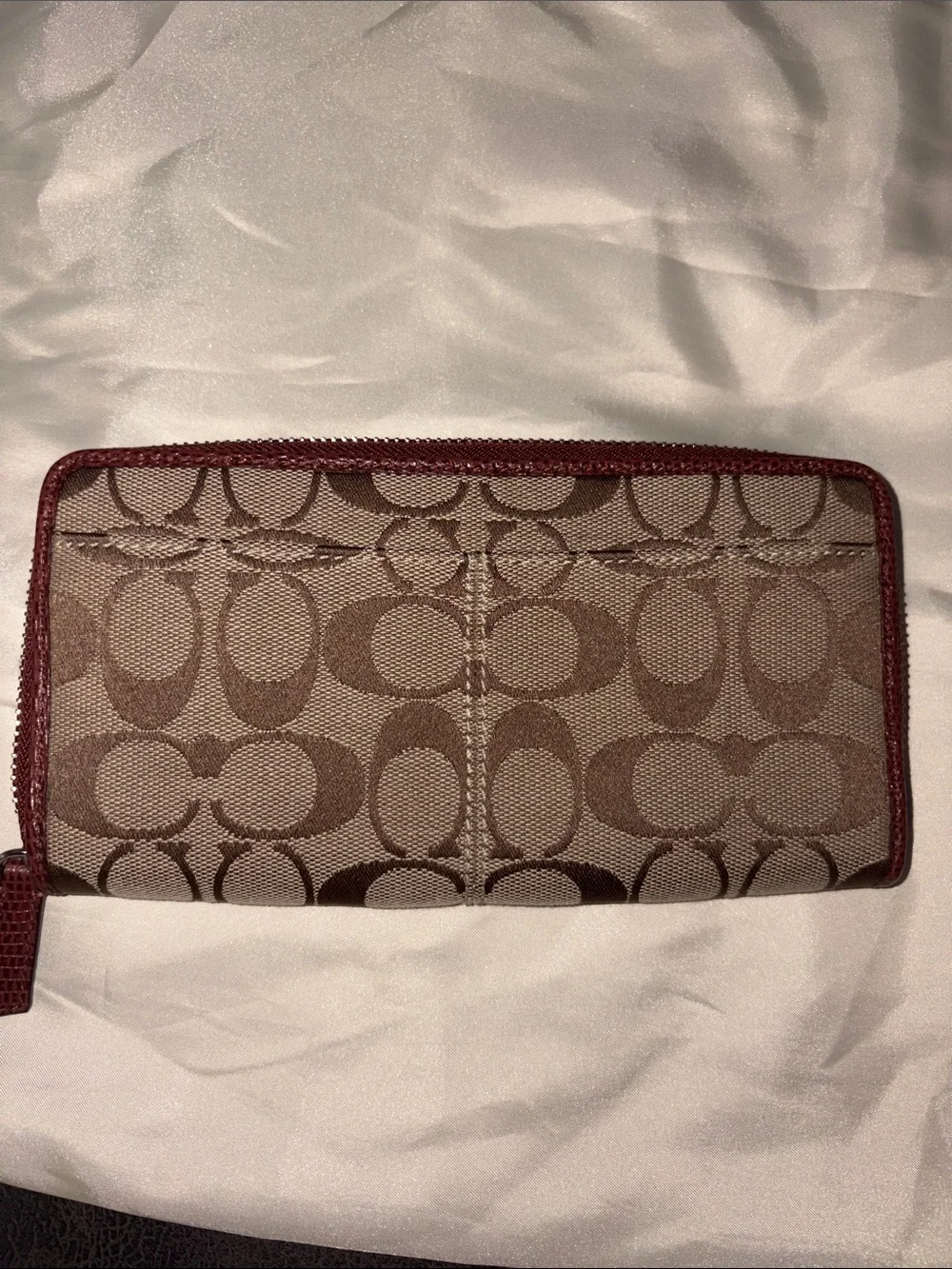 Coach zip card